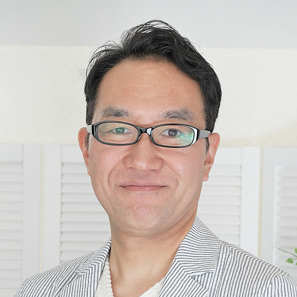 代表 小日向 邦夫